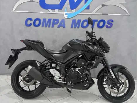 YAMAHA MT-03 300 ABS, Foto 2