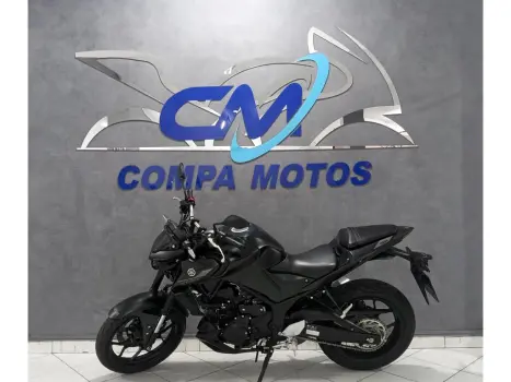 YAMAHA MT-03 300 ABS, Foto 4