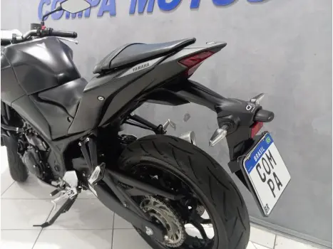 YAMAHA MT-03 300 ABS, Foto 7