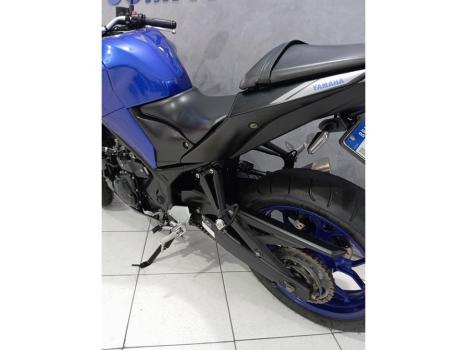 YAMAHA MT-03 300 ABS, Foto 6