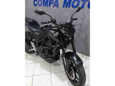 YAMAHA MT-03 300 ABS, Foto 2