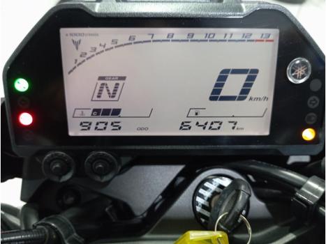 YAMAHA MT-03 300 ABS, Foto 6