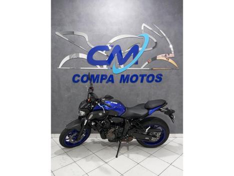 YAMAHA MT-07 700 ABS, Foto 4