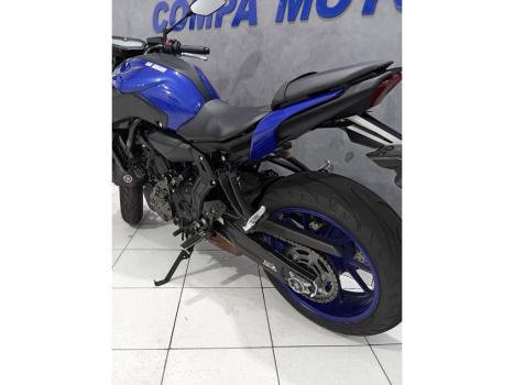 YAMAHA MT-07 700 ABS, Foto 5