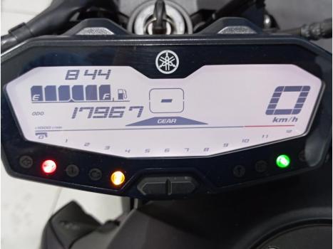 YAMAHA MT-07 700 ABS, Foto 6