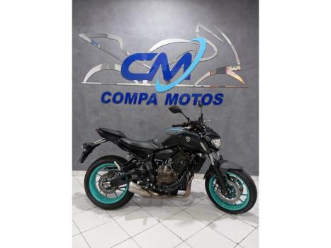 YAMAHA MT-07 700 ABS, Foto 2