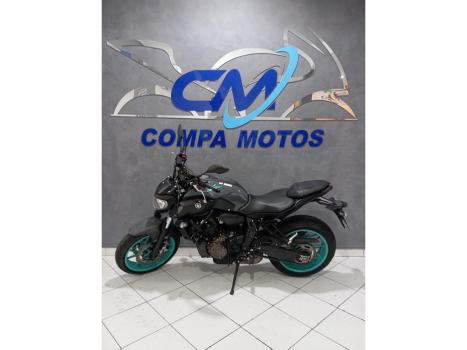 YAMAHA MT-07 700 ABS, Foto 4