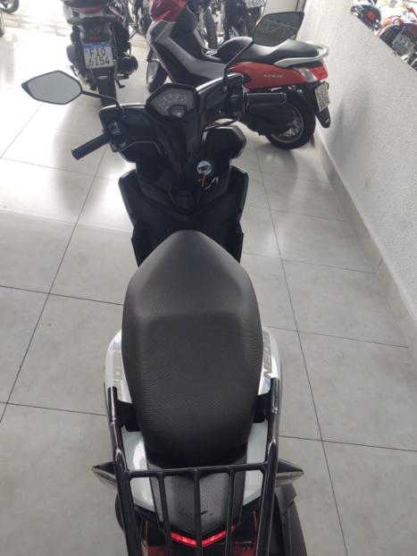 YAMAHA Neo UBS 125 , Foto 6