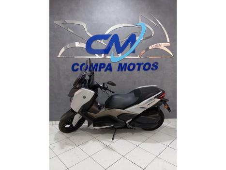 YAMAHA Xmax 250 , Foto 4