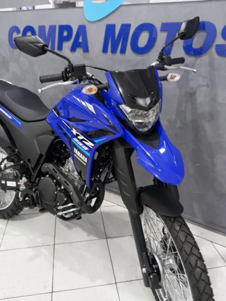 YAMAHA XTZ 250 LANDER, Foto 4