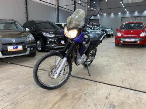 YAMAHA XTZ 250 TENER, Foto 1