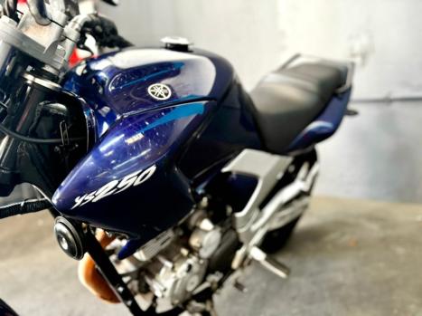 YAMAHA YS Fazer 250 , Foto 4