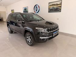JEEP Commander 2.0 16V 4P TD380 OVERLAND 4X4 TURBO DIESEL AUTOMÁTICO AT9