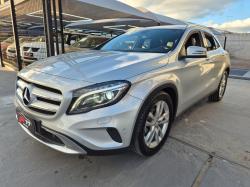 MERCEDES-BENZ GLA 200 1.6 16V 4P CGI ADVANCE TURBO AUTOMÁTICO