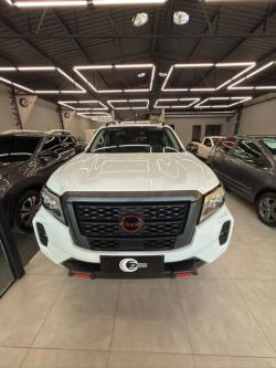 NISSAN Frontier 2.3 16V PRO4X CABINE DUPLA 4X4 BI-TURBO DIESEL AUTOMTICO