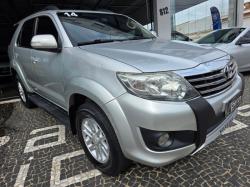 TOYOTA Hilux SW4 2.7 16V 4P SR FLEX AUTOM�TICO