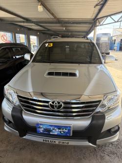 TOYOTA Hilux SW4 3.0 16V 4P SRV 4X4 7 LUGARES TURBO DIESEL AUTOM�TICO