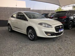 FIAT Bravo 1.8 16V 4P FLEX BLACKMOTION DUALOGIC AUTOMATIZADO