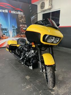 HARLEY DAVIDSON Road Glide Limited FLTRK 1800