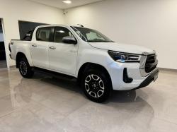 TOYOTA Hilux Caminhonete 2.8 16V SRX 4X4 TURBO DIESEL CABINE DUPLA AUTOMTICO