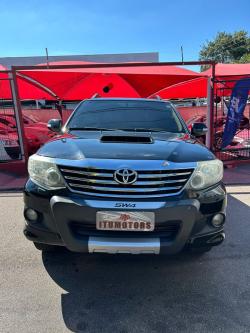 TOYOTA Hilux SW4 3.0 16V 4P SRV 4X4 7 LUGARES TURBO DIESEL AUTOMTICO