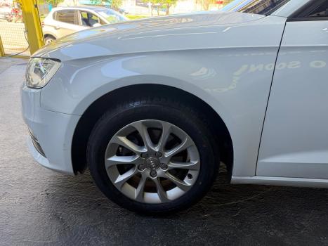 AUDI A3 1.4 16V 4P TFSI SPORTBACK S-TRONIC AUTOM�TICO, Foto 5