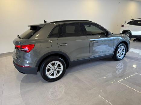 AUDI Q3 1.4 4P TFSI FLEX PRESTIGE S-TRONIC AUTOMTICO, Foto 3