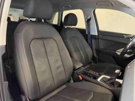 AUDI Q3 1.4 4P TFSI FLEX PRESTIGE S-TRONIC AUTOMTICO, Foto 5
