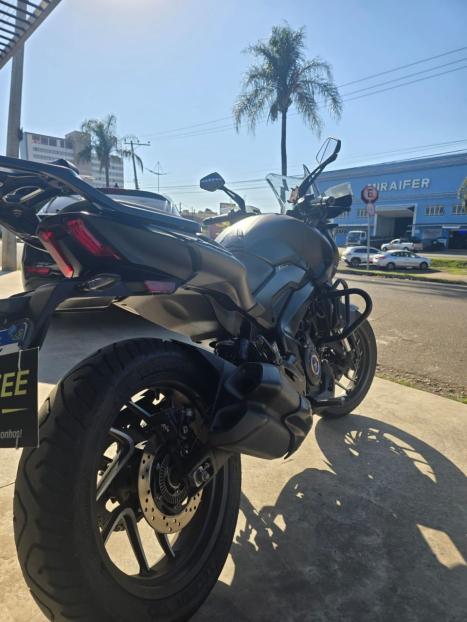 BAJAJ Dominar 400 , Foto 8