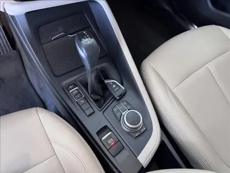 BMW X1 2.0 16V 4P SDRIVE 20I ACTIVEFLEX TURBO AUTOMÁTICO, Foto 13 BMW X1 2.0 16V 4P SDRIVE 20I ACTIVEFLEX TURBO AUTOMÁTICO, Foto 13