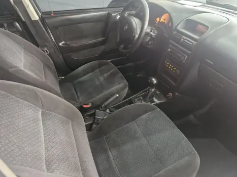 CHEVROLET Astra Hatch 2.0 4P ADVANTAGE FLEX AUTOM�TICO, Foto 8