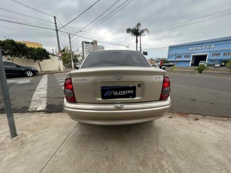 CHEVROLET Classic Sedan 1.6 4P, Foto 11
