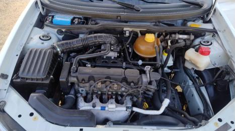 CHEVROLET Classic Sedan 1.0 4P VHCE FLEX LS, Foto 15