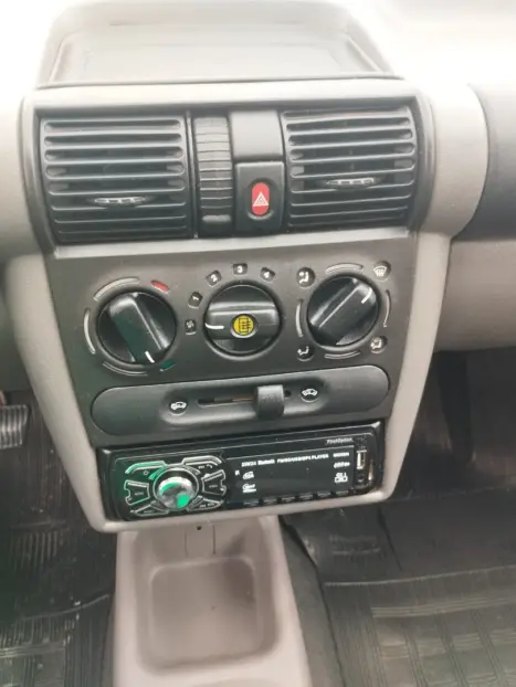 CHEVROLET Classic Sedan 1.0 4P VHCE FLEX LS, Foto 12
