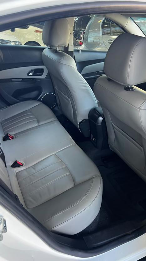 CHEVROLET Cruze Sedan 1.8 16V 4P LTZ ECOTEC FLEX AUTOM�TICO, Foto 14