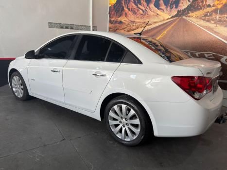 CHEVROLET Cruze Sedan 1.8 16V 4P LTZ ECOTEC FLEX AUTOM�TICO, Foto 4