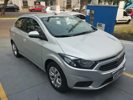 CHEVROLET Onix Hatch 1.4 4P FLEX LT, Foto 2