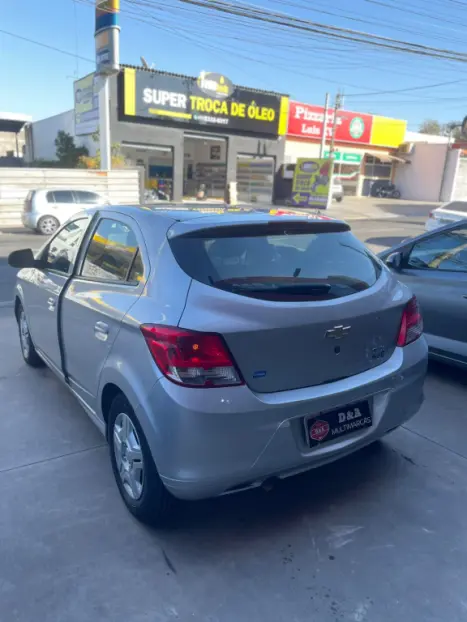 CHEVROLET Onix Hatch 1.0 4P FLEX JOY, Foto 6 CHEVROLET Onix Hatch 1.0 4P FLEX JOY, Foto 6