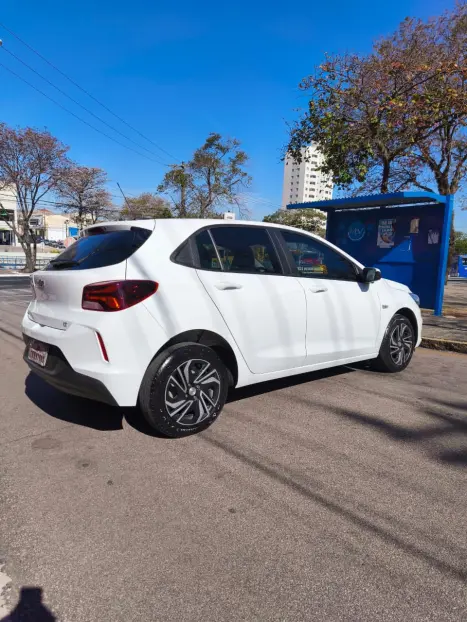 CHEVROLET Onix Hatch 1.0 4P FLEX LT, Foto 5 CHEVROLET Onix Hatch 1.0 4P FLEX LT, Foto 5