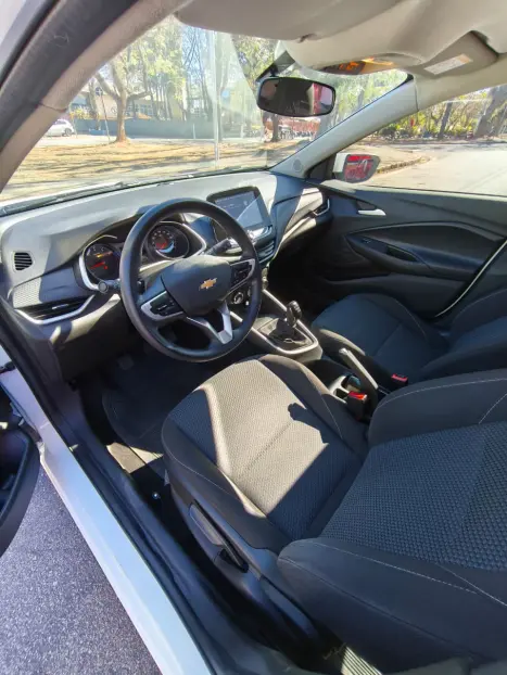 CHEVROLET Onix Hatch 1.0 4P FLEX LT, Foto 8 CHEVROLET Onix Hatch 1.0 4P FLEX LT, Foto 8