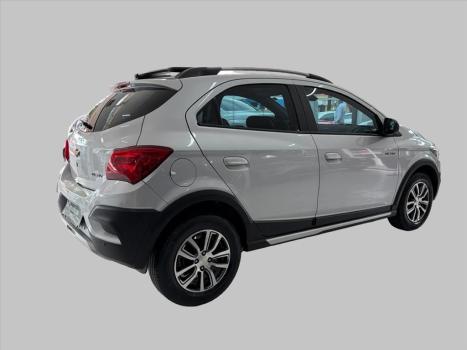 CHEVROLET Onix Hatch 1.4 4P FLEX ACTIV AUTOM�TICO, Foto 7