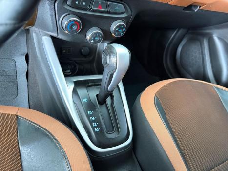 CHEVROLET Onix Hatch 1.4 4P FLEX ACTIV AUTOM�TICO, Foto 11