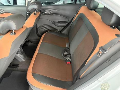 CHEVROLET Onix Hatch 1.4 4P FLEX ACTIV AUTOM�TICO, Foto 13