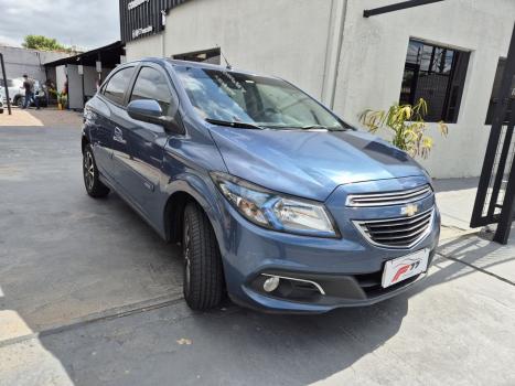 CHEVROLET Onix Hatch 1.4 4P FLEX LTZ, Foto 2
