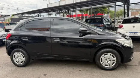 CHEVROLET Onix Hatch 1.0 4P FLEX LS, Foto 4