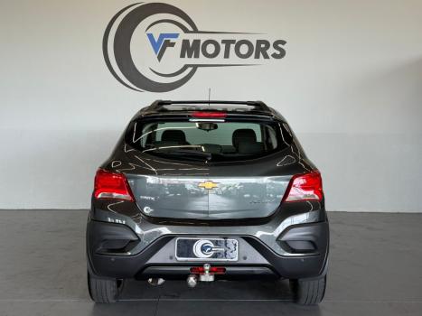 CHEVROLET Onix Hatch 1.4 4P FLEX ACTIV AUTOM�TICO, Foto 18
