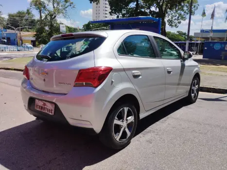 CHEVROLET Onix Hatch 1.4 4P FLEX LTZ, Foto 8