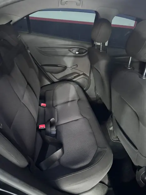 CHEVROLET Onix Hatch 1.4 4P FLEX LT, Foto 5