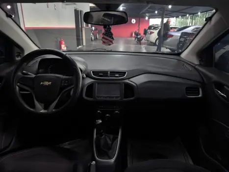 CHEVROLET Onix Hatch 1.4 4P FLEX LT, Foto 6