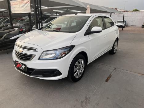 CHEVROLET Onix Hatch 1.4 4P FLEX LT, Foto 2